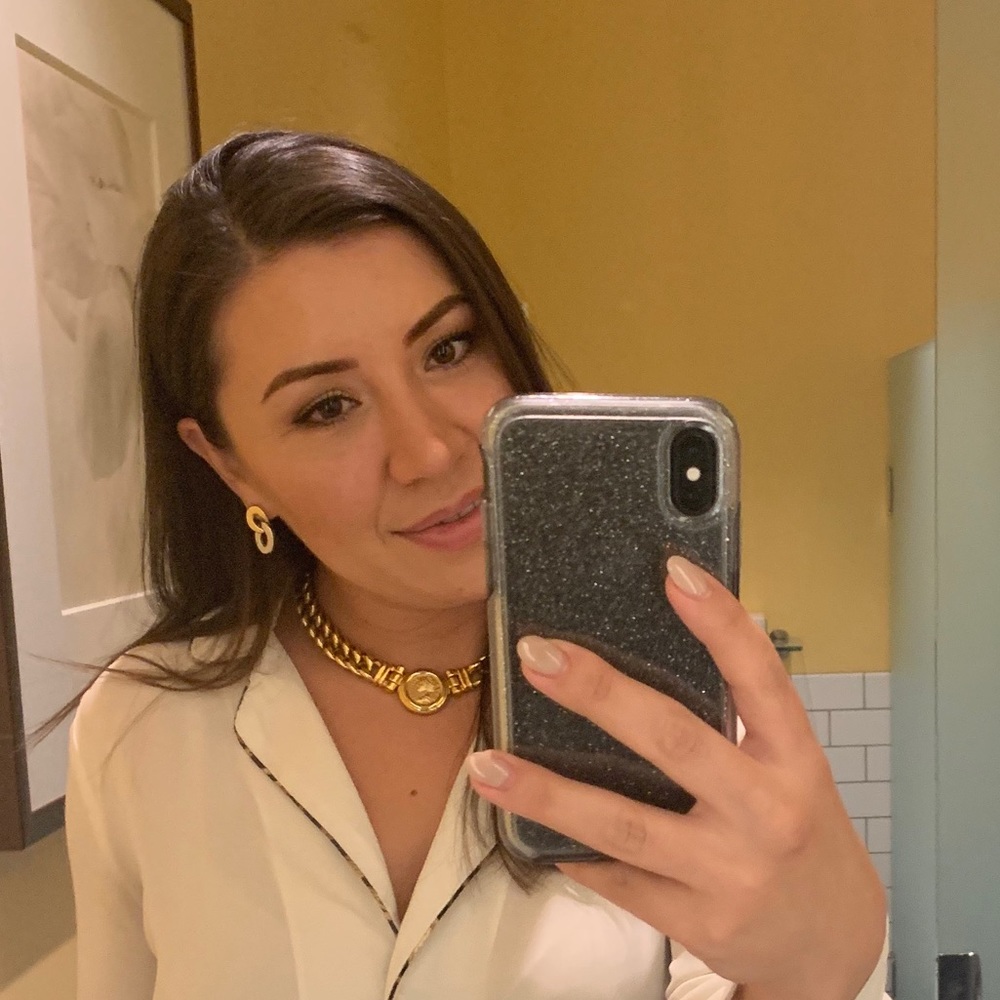 Meet your Posher, Fabiola